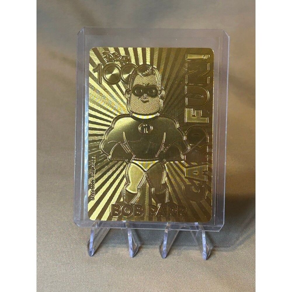 2023 Card Fun Joyful Disney 100 Gold Incredibles Bob Parr 18/100 (PM)